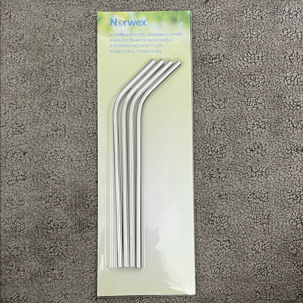 Norwex Silver Stainless Steel Bent Drinking Straws (Set of 4)
